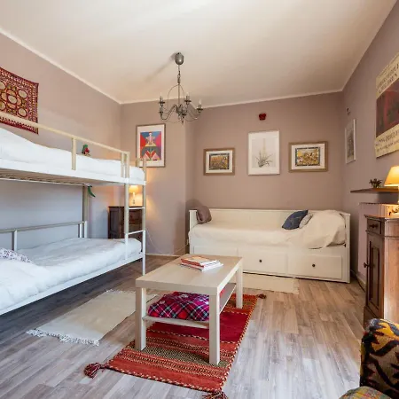 Locazione Turistica La Lepre Danzante Casa vacanze Benevello